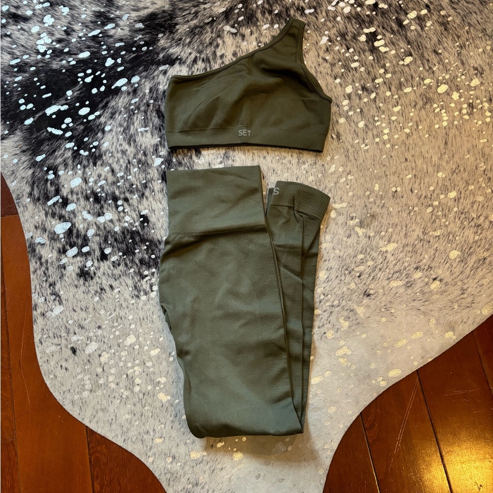 Set Active Green Workout Set
